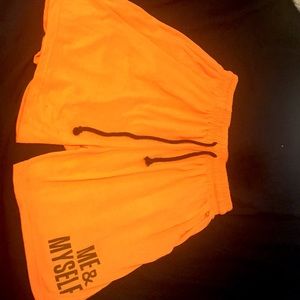 Bright orange sorts